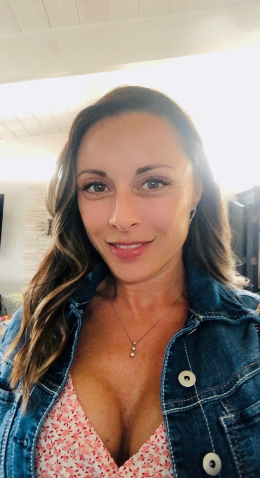 Cruise Brothers Travel Agent Dana Lowe